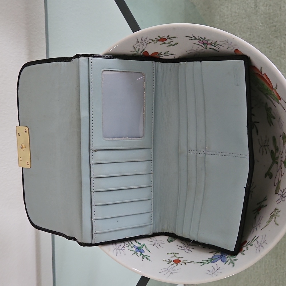 ☀️HP☀️Vintage Coach Patent Leather Checkbook Wallet - Picture 11 of 11